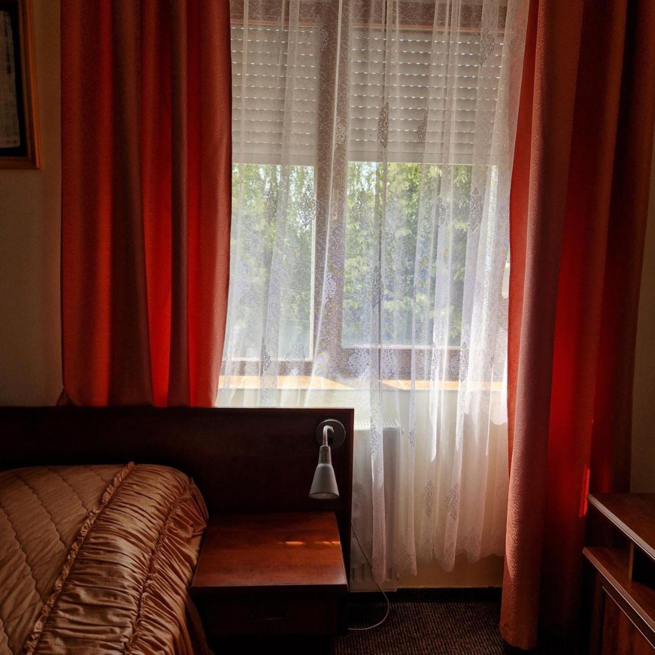 Hotel Helikon Yanoshi المظهر الخارجي الصورة