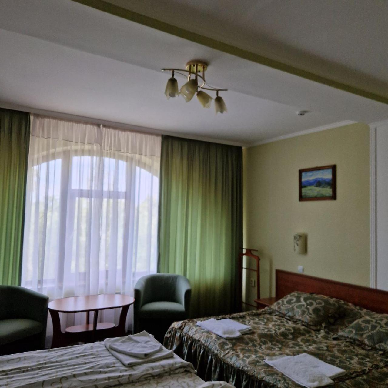 Hotel Helikon Yanoshi المظهر الخارجي الصورة