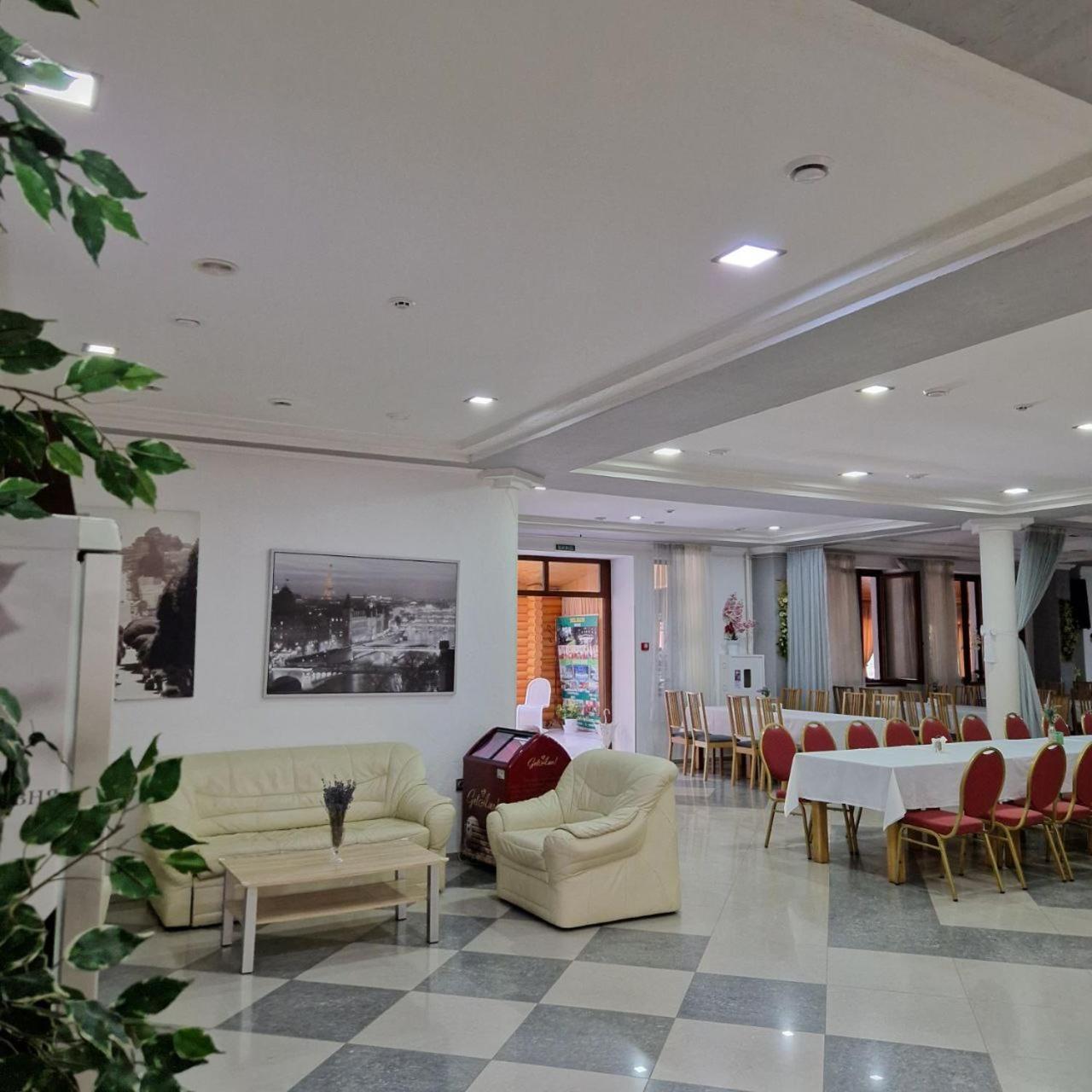 Hotel Helikon Yanoshi المظهر الخارجي الصورة