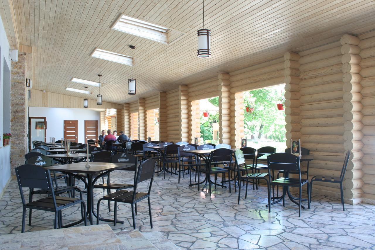 Hotel Helikon Yanoshi المظهر الخارجي الصورة