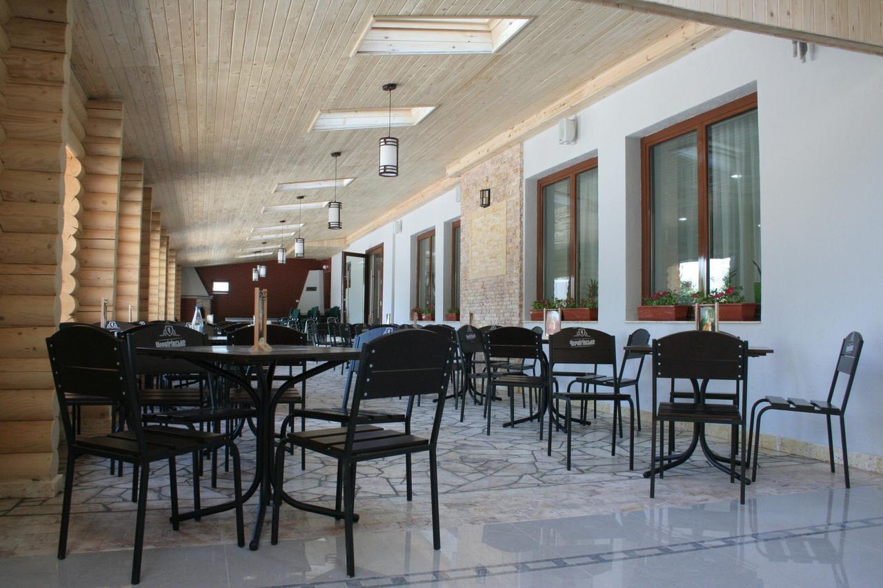 Hotel Helikon Yanoshi المظهر الخارجي الصورة